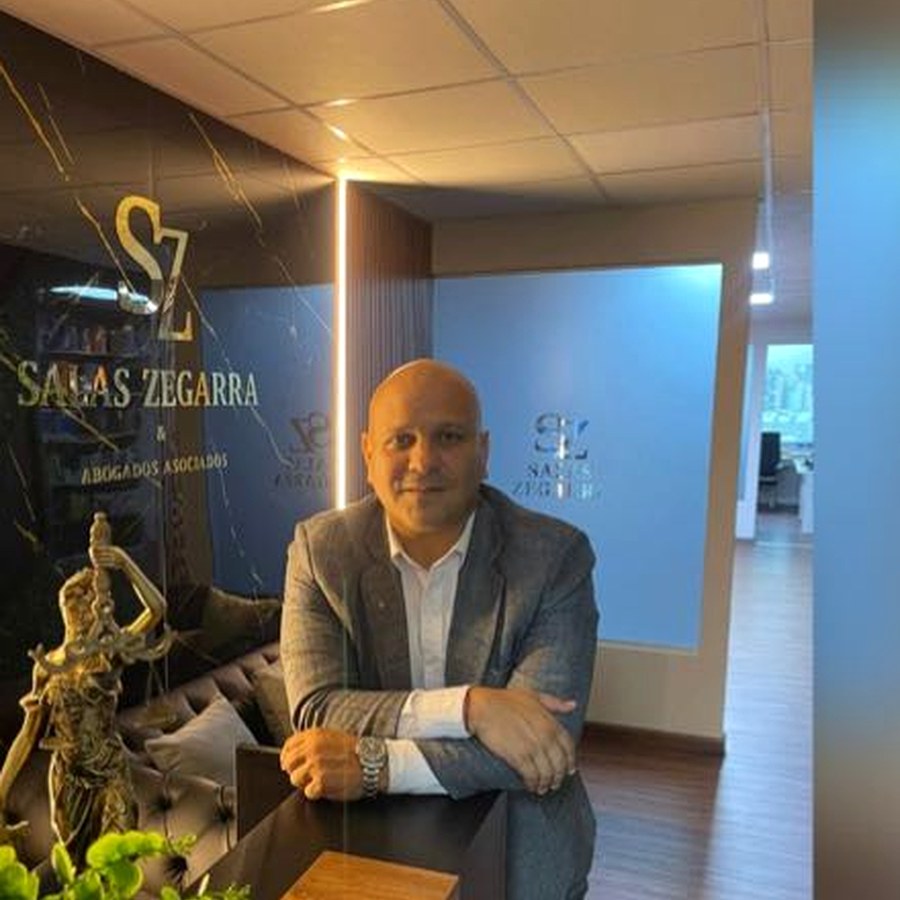 Alejandro Salas