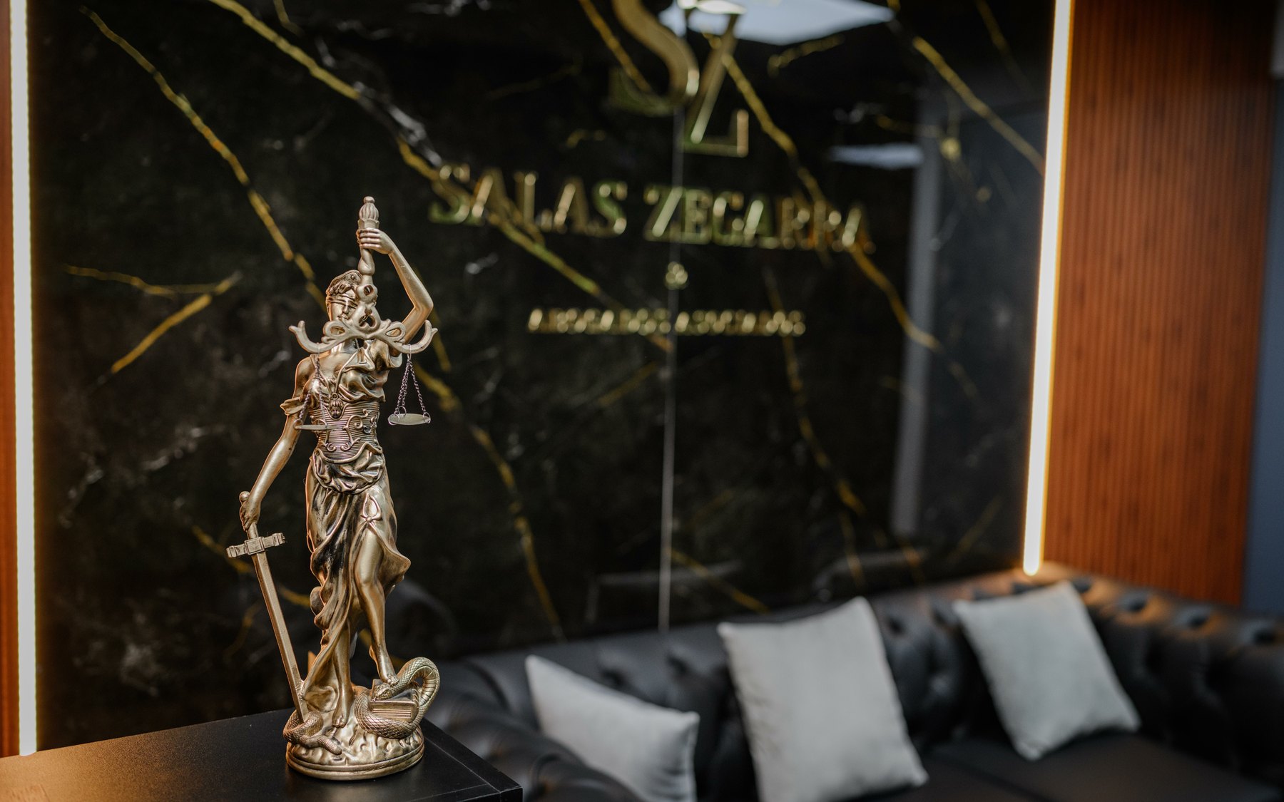 Estudio Salas Zegarra & Abogados Asociados